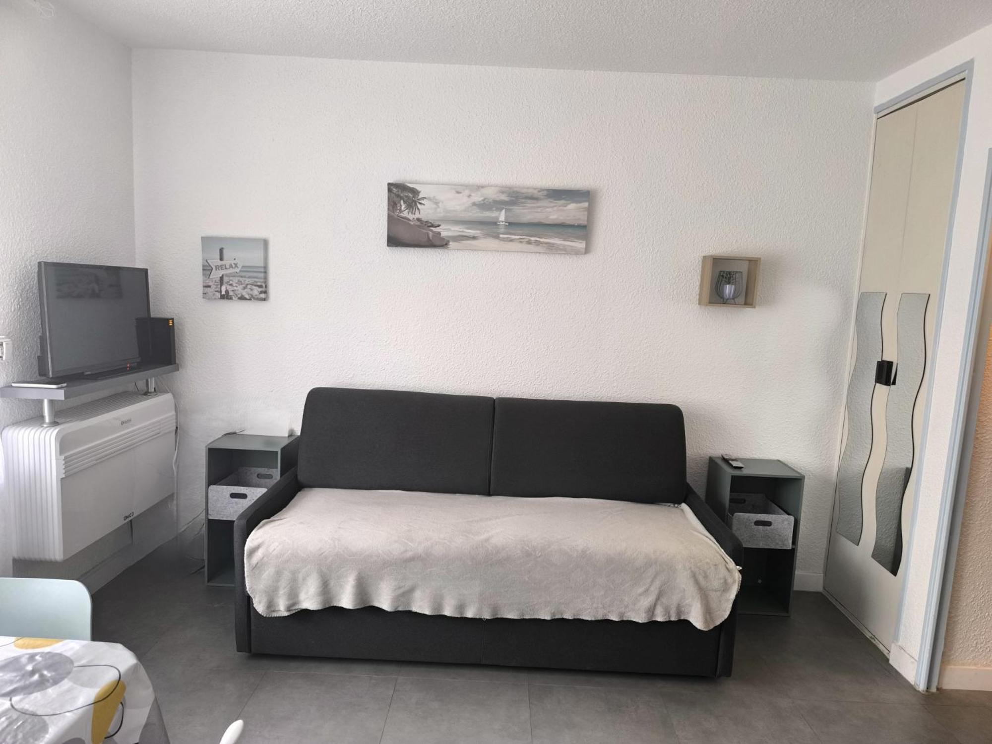 T1 Cabine 4 couchages climatisé centre port refait à neuf Agde Extérieur photo